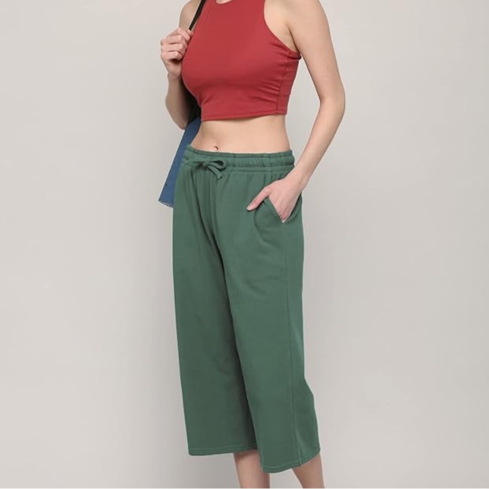 Wide Leg Capri Pants in Sea Pine Green - Picture 5 of 10